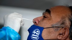 Grécko zavádza lockdown. Ľudia budú môcť vyjsť z domu len na požiadanie