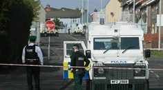 Polícia v súvislosti s vraždou severoírskej novinárky zadržala dvoch tínedžerov