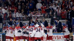 Česi vymenili tradičné dresy so štátnym znakom. Verejnosť nové logo kritizuje