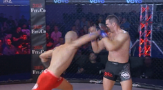 V RFA korunovali dvoch nových šampiónov. Najväčšiu pozornosť pútal český bojovník