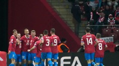 Komplikácie pred zápasom o postup. Traja českí reprezentanti sa bavili v klube, ihneď opustili zraz