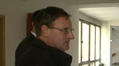 Odsúdený kňaz uspel na súde. Prepustili ho spoza mreží