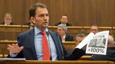 Matovič príde o plat, keďže chýbal v parlamente