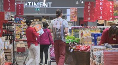 Sú ako predtrávené a prejedáme sa ich. Vedci začínajú riešiť fenomén takzvaných ultra spracovaných potravín