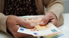 Invalidnú dôchodkyňu telefonickí podvodníci okradli o celoživotné úspory. Použili tento trik