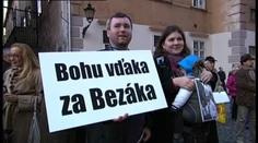 Takto honosne oslávili Bezákove narodeniny jeho priaznivci