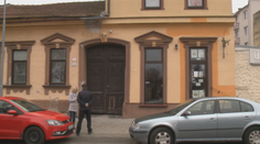 Bývalí nájomníci mu vraj vykradli dom pred očami policajnej hliadky