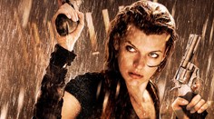 Kráske z Resident Evil vykukol prsník. Po dvoch deťoch to už nie je to, čo kedysi