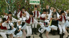 Folklórny súbor Zemplín vychoval až osem generácií mladých tanečníkov