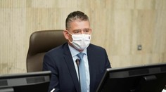 Vláda nesúhlasí s návrhom na vyslovenie nedôvery ministrovi vnútra