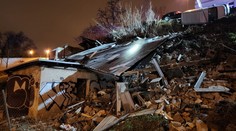 V Prahe sa odtrhol svah, zrútil sa dom aj autá