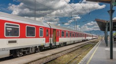 Železničná spoločnosť Slovensko počas sviatkov posilnila spoje. Najvyťaženejšie vlaky sú už takmer vypredané