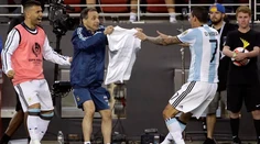 Argentína zdolala Čile 2:1, Di Maria venoval gól zosnulej babke