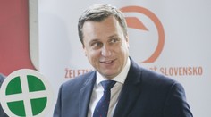 Andrej Danko sa plánuje vrátiť na Facebook