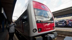 NAKA kvôli tendru napochodovala do centrály ZSSK