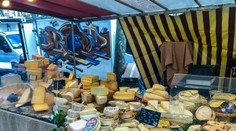 Takmer odpadli, keď zistili, koľko zaplatili za salámu a syr. Voľný trh, obhajuje sa predavač v Taliansku