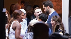 Nelichotivé zábery Sereny Williams. Cez šaty jej presvitala celulitída