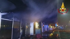 VIDEO: Na Sicílii uviazli stovky turistov vrátane Slovákov. Dôvodom je požiar letiska