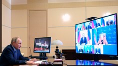 Putin diskutoval s Merkelovou a Macronom o dodávke Sputnika do EÚ