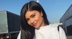 Kylie Jenner týmito fotkami naštve mnohé ženy. Nemohla rodiť len pred dvoma mesiacmi