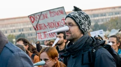 Protestujúci učitelia dostanú 100-eurovú odmenu. Označili to za urážku