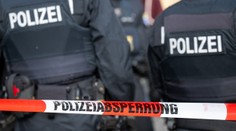 Muž v Hamburgu strieľal z balkóna bytu, polícia ho zadržala