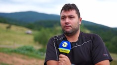 Keď sa blýska a hromy divo bijú, on uteká oproti búrkam. Teraz sa s nami vydal na potulky horami