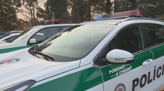 Pomáhať, chrániť a nabíjať. Zákazka ministerstva vnútra na nové policajné autá vyvoláva pochybnosti