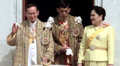 Mŕtvy thajský kráľ by bol zdesený. Na trón nastúpi jeho nenávidený syn