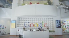 Založili ho v garáži, teraz má hodnotu stoviek miliárd. Google oslavuje jubileum