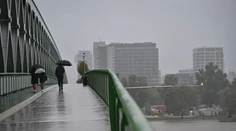 Situácia v Bratislave je mimoriadne vážna. Hlavné mesto sa pripravuje na veľkú vodu