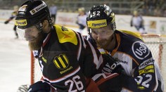 B. Bystrica porazila Košice 3 : 1. Stav série 1 : 2