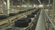 Mimoriadna udalosť v známych gumárňach. Pri oprave zariadenia zomrel pracovník