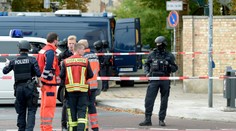 Strelec v Halle útok vysielal naživo na internete. Zverejnil aj antisemitský "manifest"