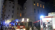 FOTO: Požiar v nemocnici na Mickiewiczovej ulici v Bratislave. Evakuovali 100 ľudí