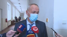 Ivan Lexa sa po dlhšom čase ukázal na verejnosti, vypovedal v kauze vraždy M. Sýkoru