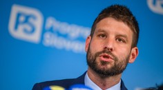 Michal Šimečka tvrdí, že premiér Fico sa mstí za dobrú opozičnú prácu