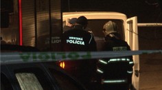 Otrasný nález v Komárne! Psy mŕtvemu mužovi brutálne zohavili tvár