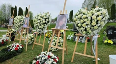 Stará Ľubovňa zažila jeden z najsmutnejších pohrebov v histórii mesta. Tri mladé dievčatá pochovali vedľa seba