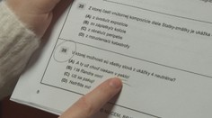 Čo so spornými otázkami v maturitných testoch? Vyškrtli len jednu, bod dostane každý
