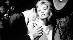 Zomrela kráľovná talianskej kinematografie. Hrala po boku Mastroianniho či Alaina Delona