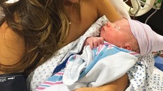 Čo rok, to jedno dieťa! Alec Baldwin je opäť otcom