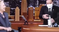Jimmy Fallon si po Trumpovi utiahol aj z Clintonovej