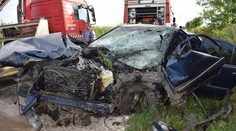 Hrôzostrašné foto tragickej nehody pri Trnave: Auto zastavil až strom