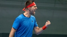 Slovenskí tenisti držia po úvodnom dni duelu s Talianskom nerozhodný stav