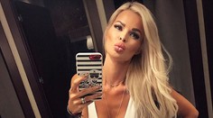 Silvia Kucherenko sa lúči s letom. S vystrčeným zadkom!