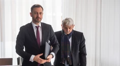 Veľké spájanie sa zatiaľ nekoná. O pár dní prídu dva momenty, ktoré mnohé napovedia