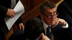 Andrej Babiš zostáva českým premiérom