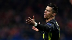 Zápas plný emócií: Ronaldo v Madride neuniesol prehru, Simeone predviedol obscénne gesto