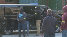 Drogy mal predávať v budove bývalej škôlky. V rozsiahlej akcii zadržali troch mužov